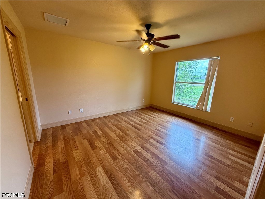 3 Bed SingleFamilyResidence for Sale in Cape Coral, FL — photo 6