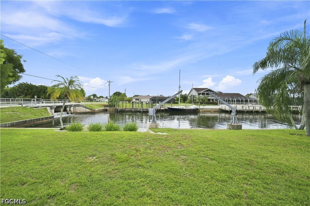 3 Bed Waterfront Home for Sale in Cape Coral, FL, $2,600 — photo 6