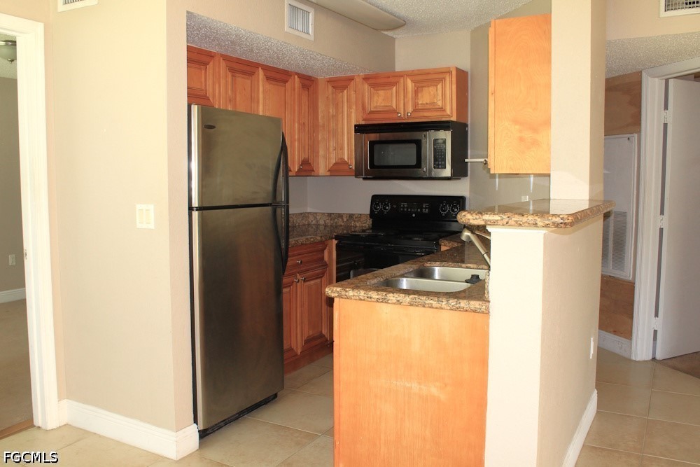 2 Bed Condominium for Sale in Venetian Palms, FL, $1,450 — photo 6
