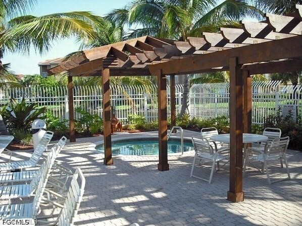 2 Bed Condominium for Sale in Fort Myers, FL — photo 6