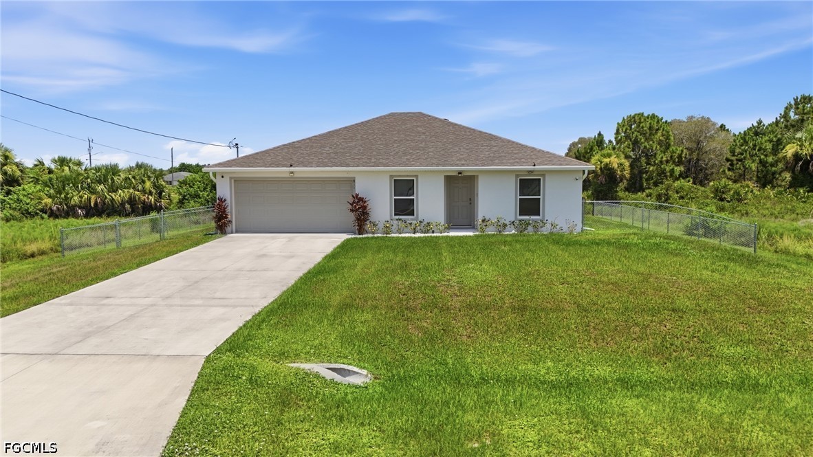 3 Bed SingleFamilyResidence for Sale in Lehigh Acres, FL — photo 6
