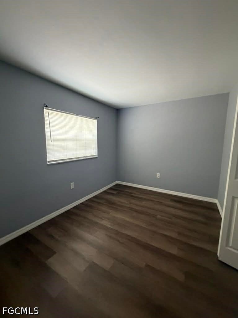 2 Bed Quadruplex for Sale in Fort Myers, FL, $1,100 — photo 6