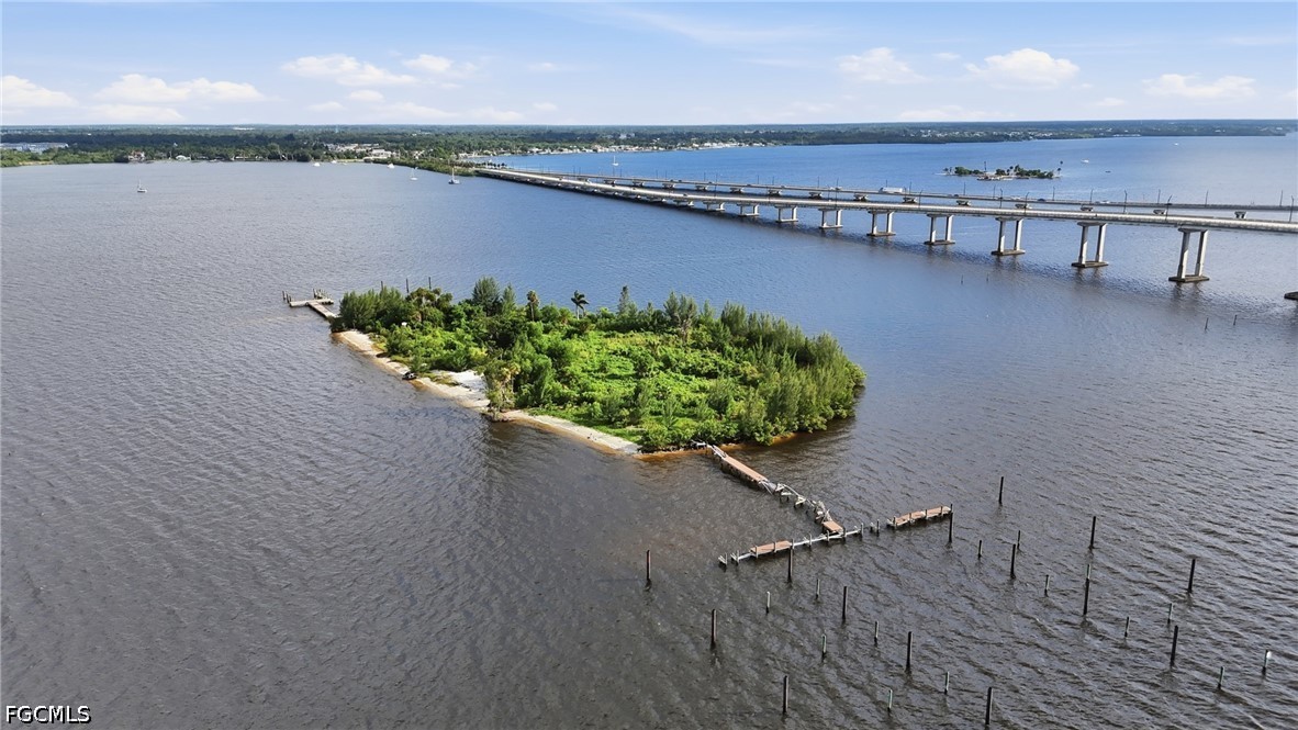 Waterfront Home for Sale in Fort Myers, FL, $4,100,000 — photo 6