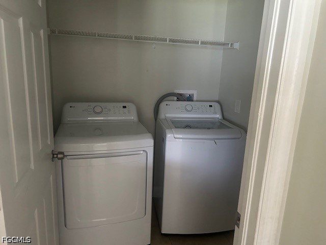 3 Bed SingleFamilyResidence for Sale in Not Applicable, FL — photo 6