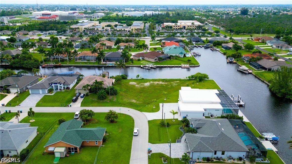 Waterfront Home for Sale in Cape Coral, FL, $399,900 — photo 6