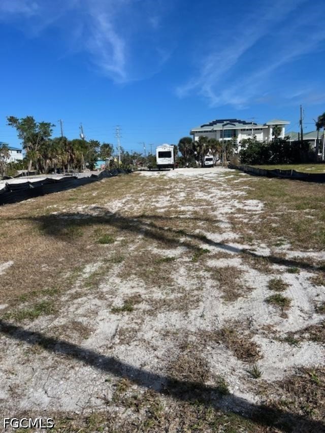 Waterfront Home for Sale in Fort Myers Beach, FL, $2,699,000 — photo 6