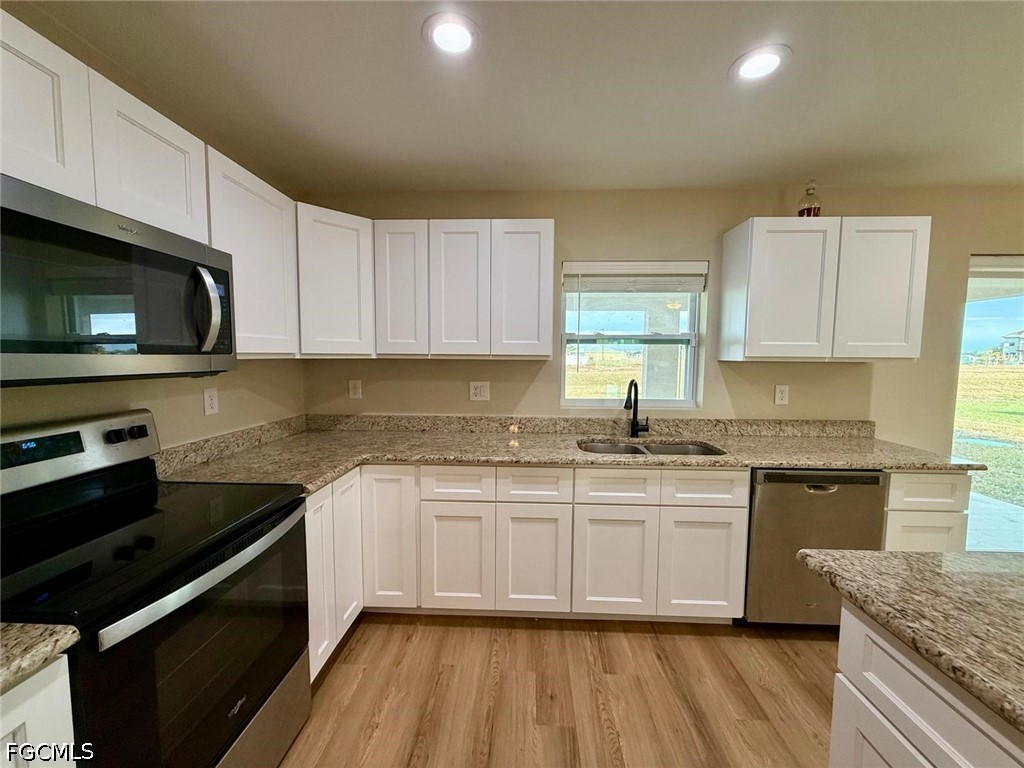 3 Bed SingleFamilyResidence for Sale in Labelle, FL — photo 6