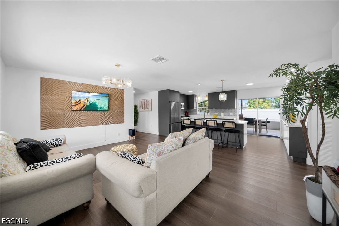 3 Bed SingleFamilyResidence for Sale in Cape Coral, FL — photo 6