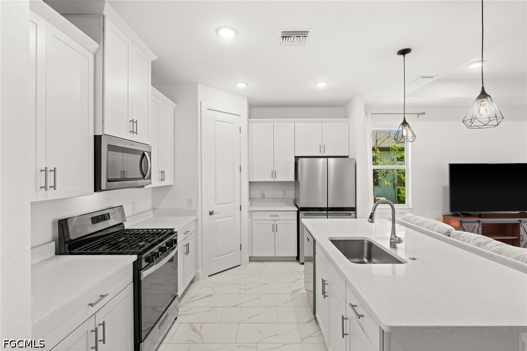 3 Bed Waterfront Home for Sale in Punta Gorda, FL, $429,000 — photo 6