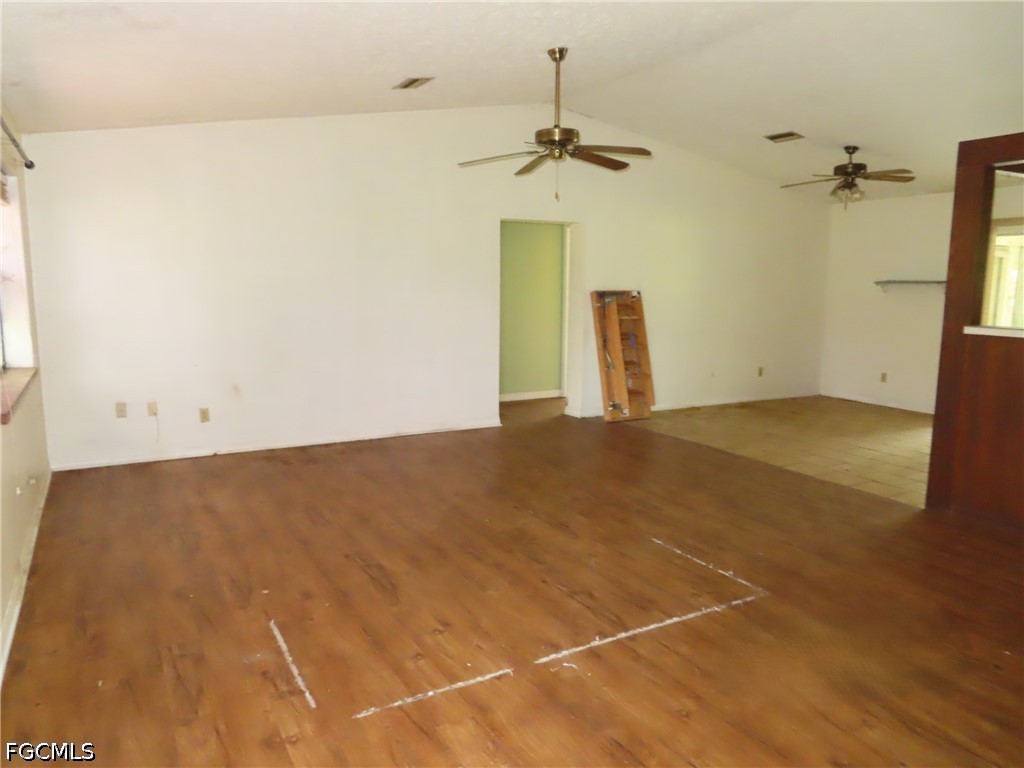 3 Bed SingleFamilyResidence for Sale in Clewiston, FL — photo 6
