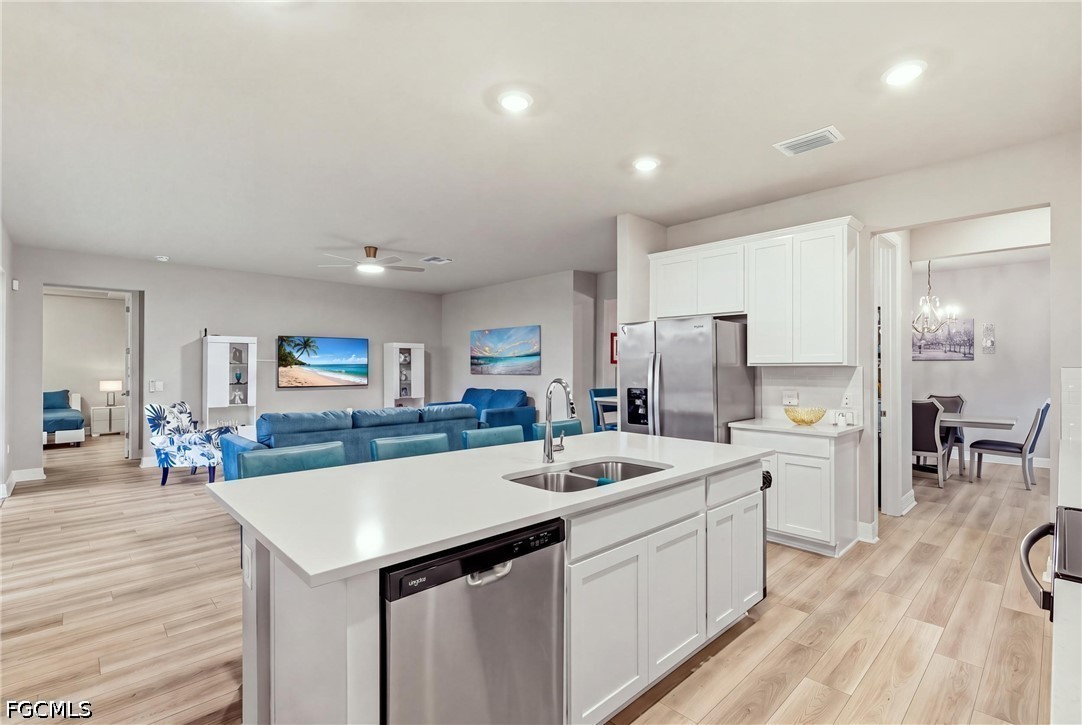 4 Bed Waterfront Home for Sale in Punta Gorda, photo 6