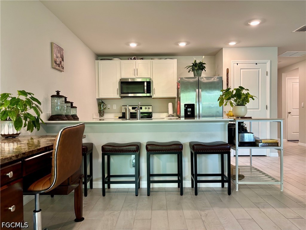 4 Bed SingleFamilyResidence for Sale in Port Labelle, FL — photo 6
