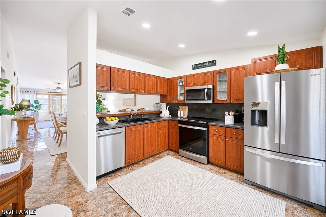 2 Bed Condominium for Sale in Winterpark, FL, $262,000 — photo 6