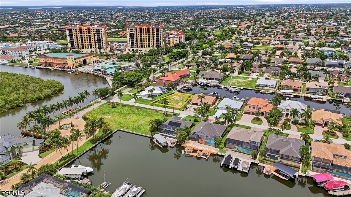 Waterfront Home for Sale in Cape Coral, FL, $760,000 — photo 6