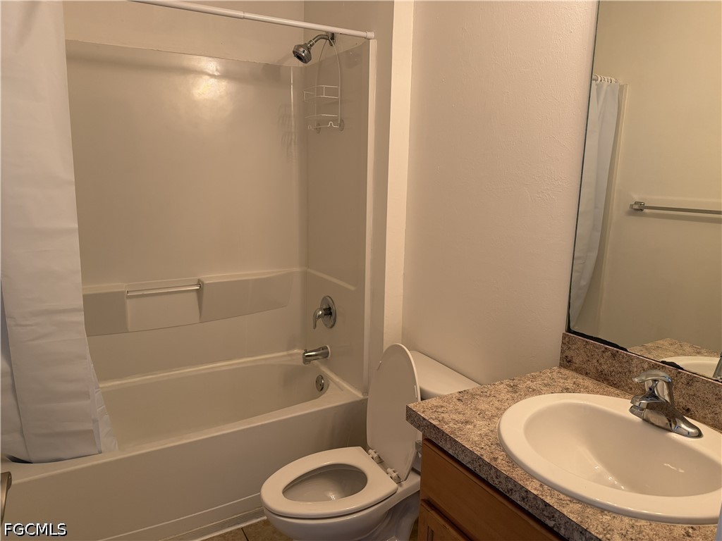 3 Bed SingleFamilyResidence for Sale in Cape Coral, FL — photo 6