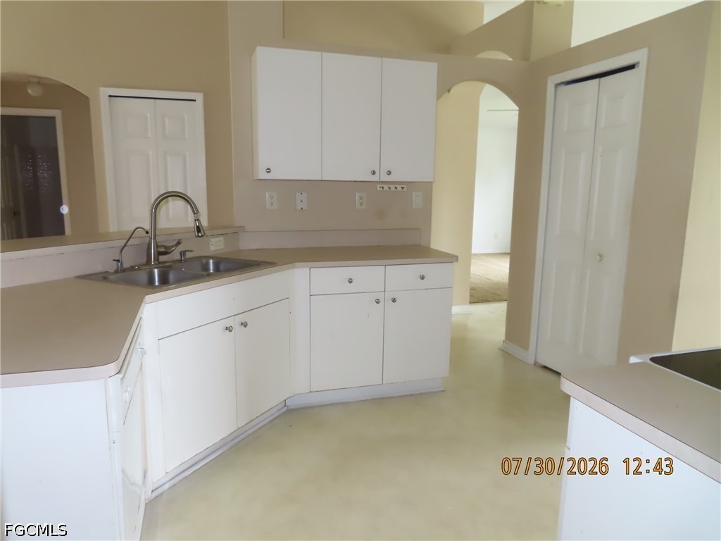 3 Bed SingleFamilyResidence for Sale in Not Applicable, FL — photo 6