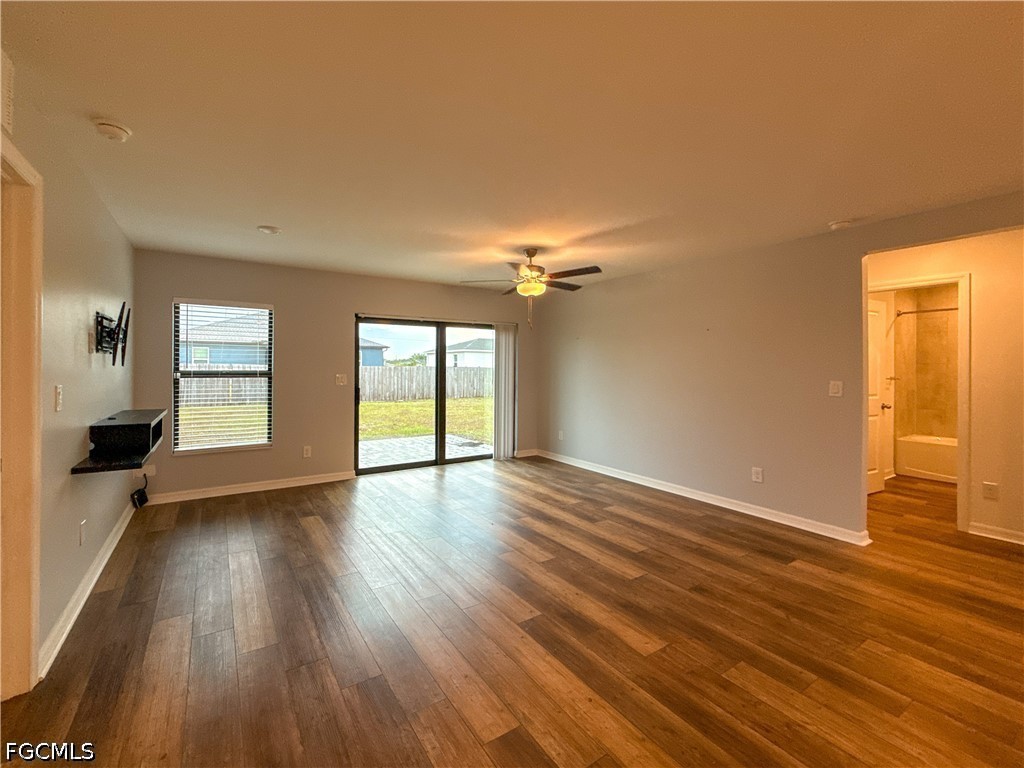 3 Bed SingleFamilyResidence for Sale in Cape Coral, FL — photo 6