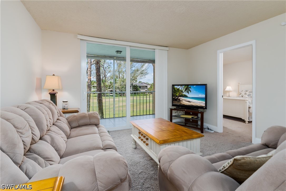 2 Bed Condominium for Sale in Naples, FL, $3,000 — photo 6