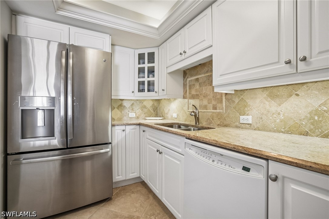 2 Bed Waterfront Home for Sale in Naples, FL, $895,000 — photo 6