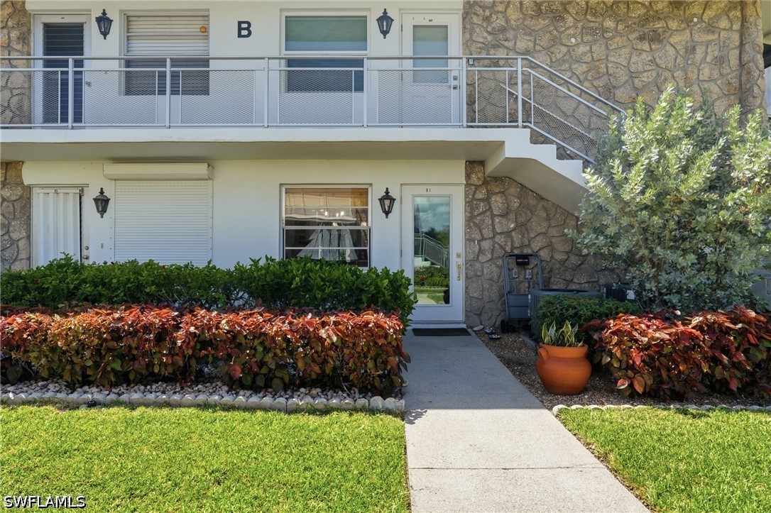 2 Bed Waterfront Home for Sale in Naples, FL, $369,000 — photo 6