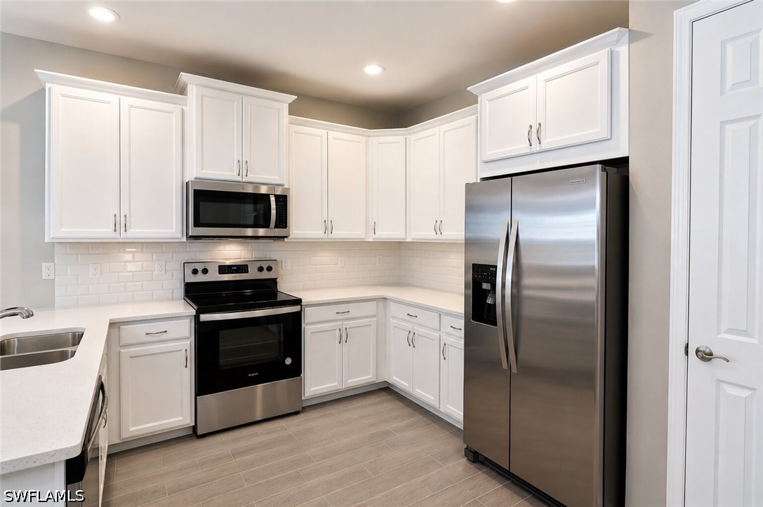 2 Bed SingleFamilyResidence for Sale in Enbrook, FL, $2,450 — photo 6