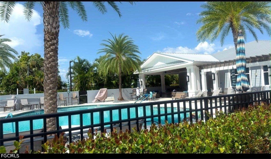1 Bed ManufacturedHome for Sale in Naples, FL, $1,750 — photo 6