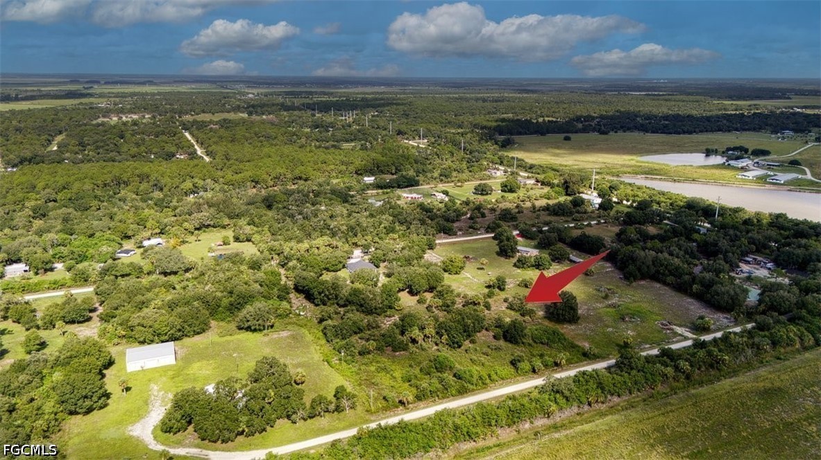 Residential for Sale in Pioneer Plantation, photo 6