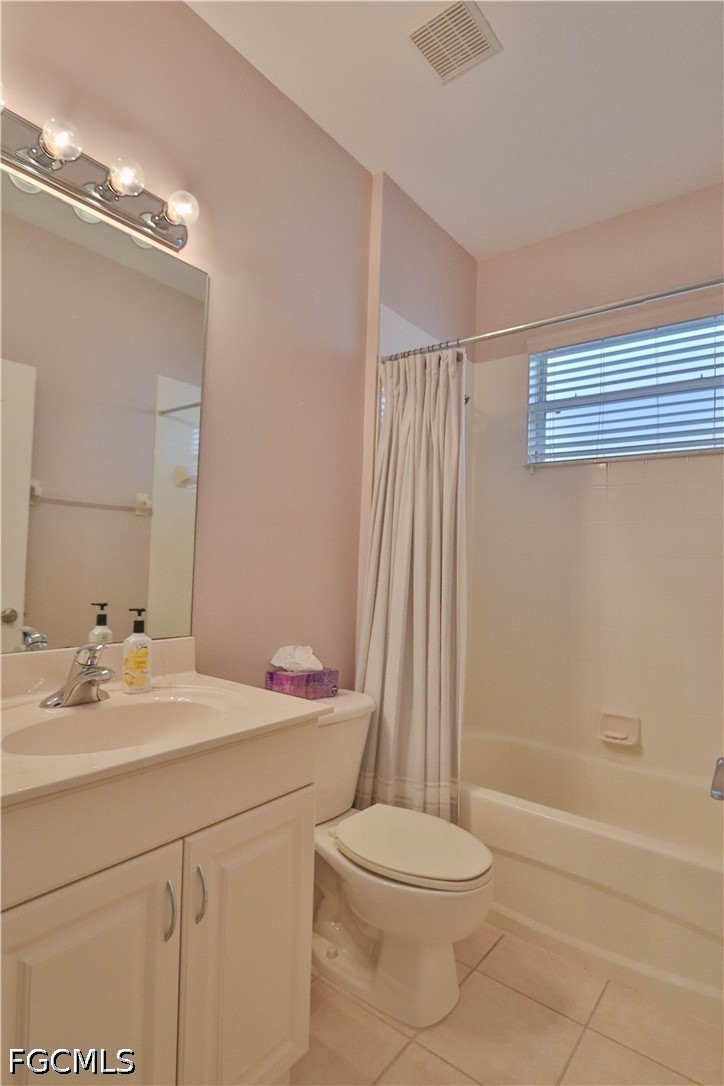 3 Bed SingleFamilyResidence for Sale in Estero, FL, $2,895 — photo 6