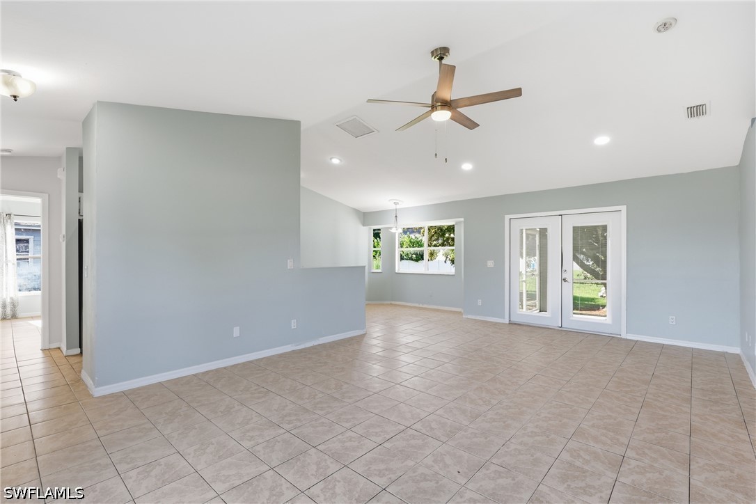 3 Bed SingleFamilyResidence for Sale in San Carlos Park, FL — photo 6
