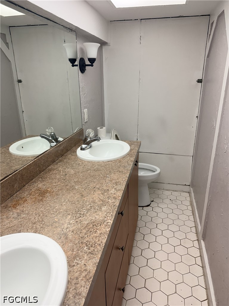5 Bed Pool Home for Sale in Morningside Addition, photo 6