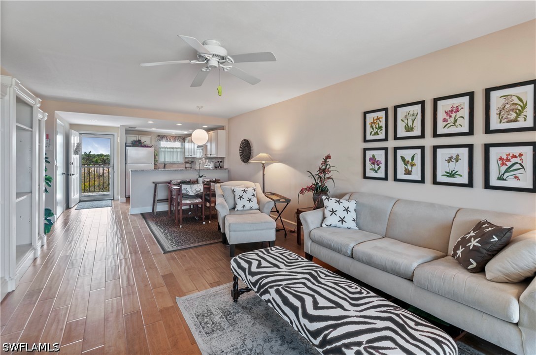 2 Bed Condominium for Sale in Naples, FL, $378,000 — photo 6