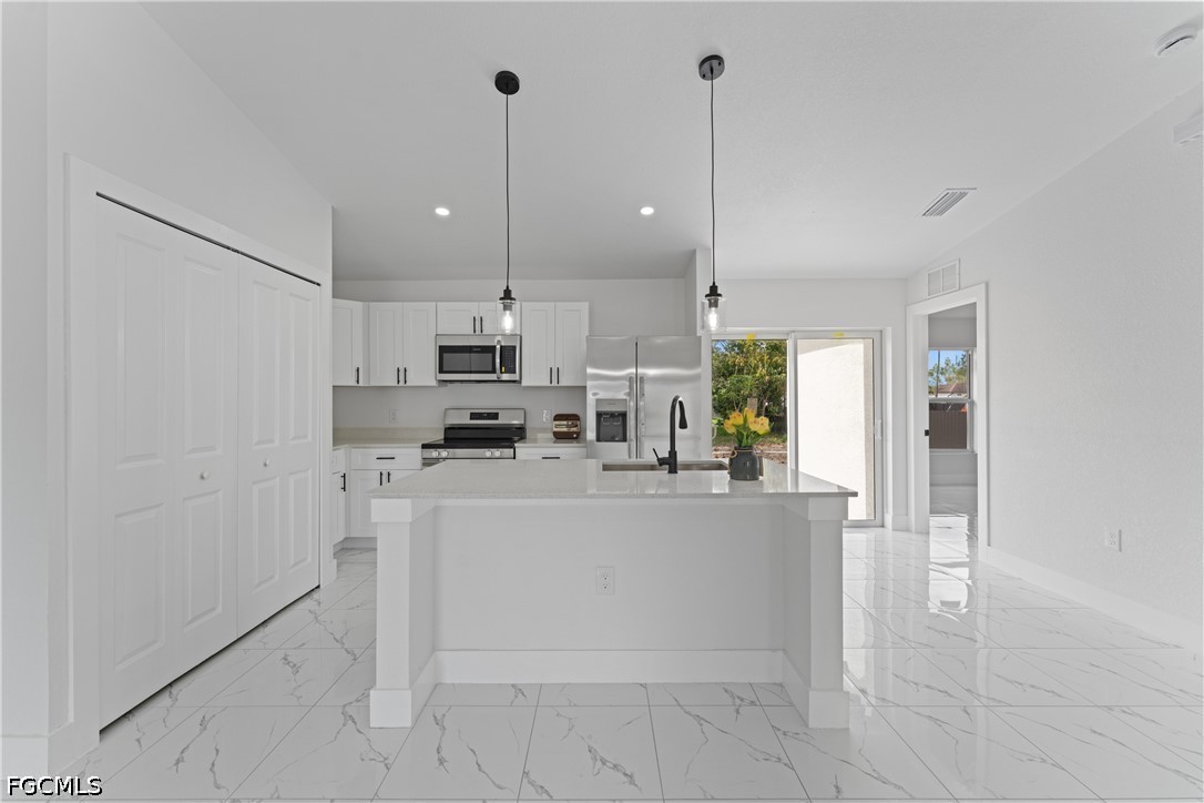 4 Bed SingleFamilyResidence for Sale in Lehigh Acres, FL — photo 6