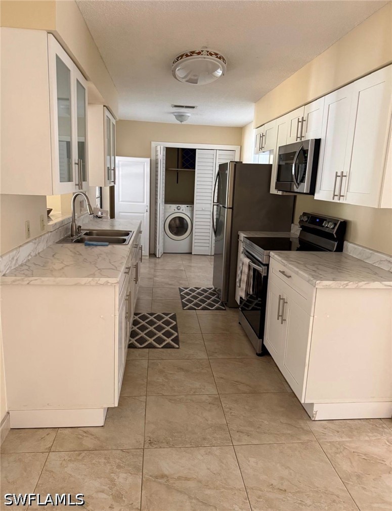 2 Bed SingleFamilyResidence for Sale in Leisure Lakes, FL — photo 6
