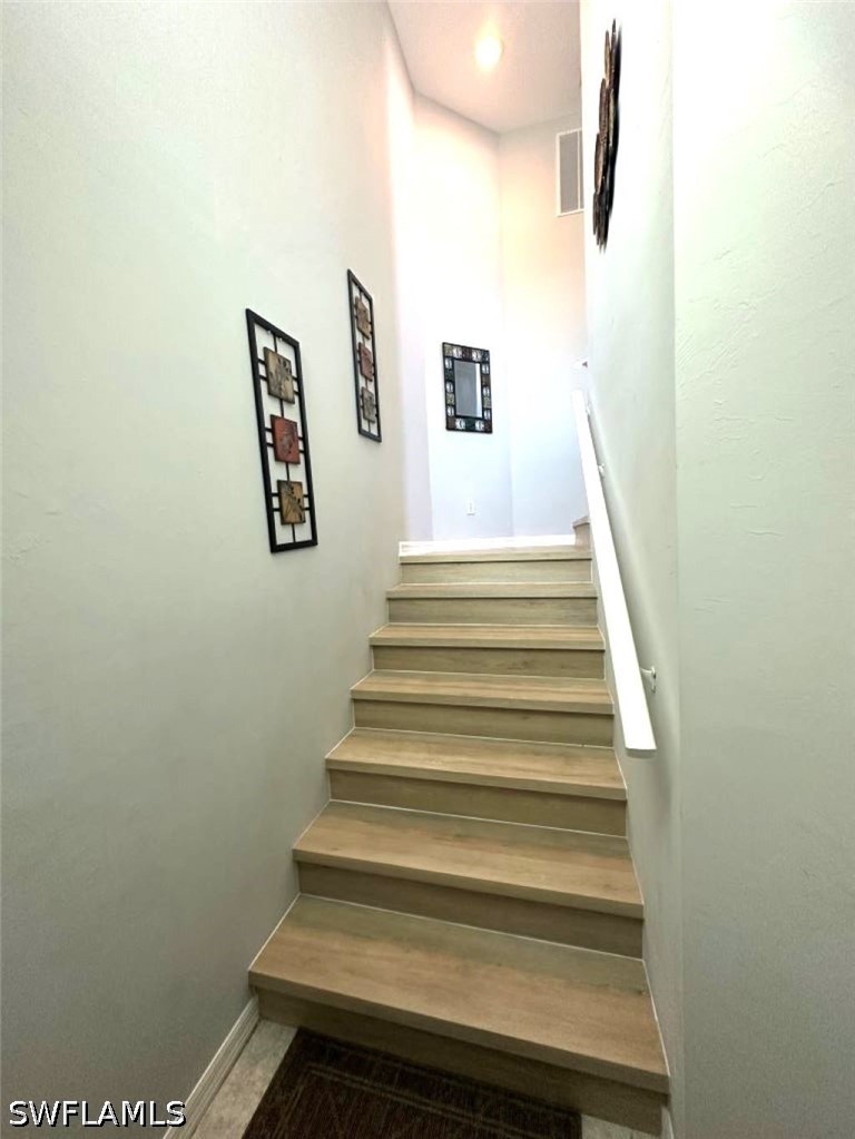 2 Bed Condominium for Sale in Naples, FL, $6,500 — photo 6