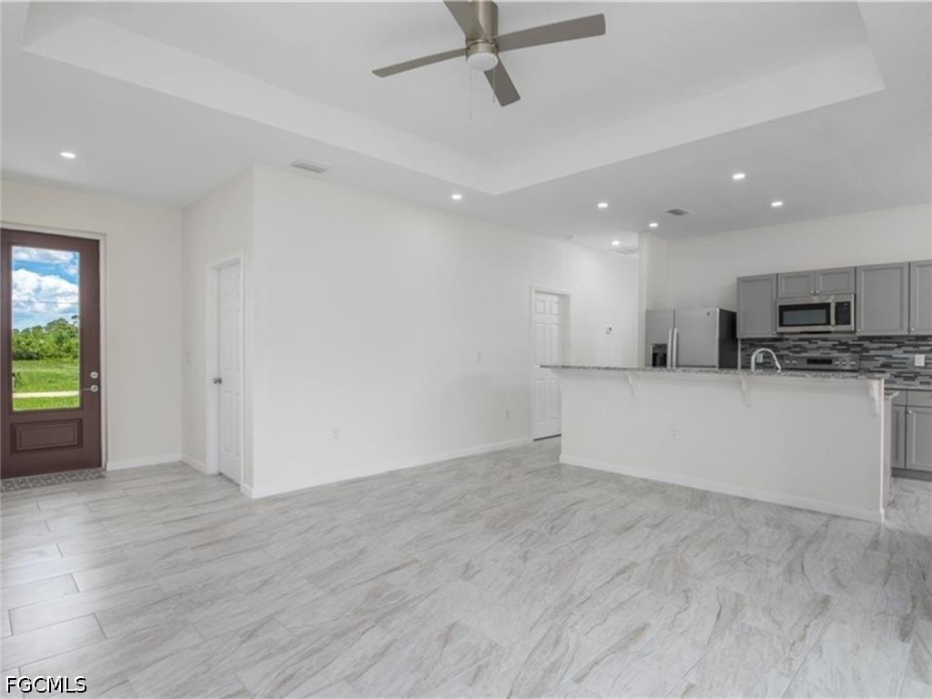 4 Bed SingleFamilyResidence for Sale in Lehigh Acres, FL — photo 6