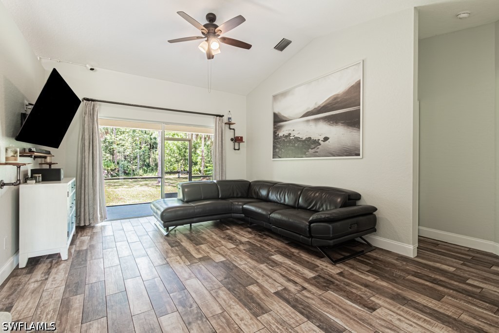 3 Bed SingleFamilyResidence for Sale in Naples, FL, $475,000 — photo 6