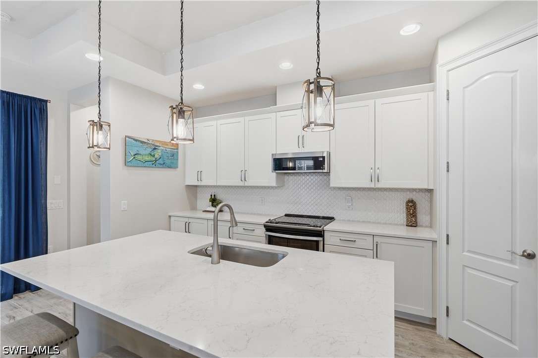 4 Bed SingleFamilyResidence for Sale in Naples, FL, $865,000 — photo 6