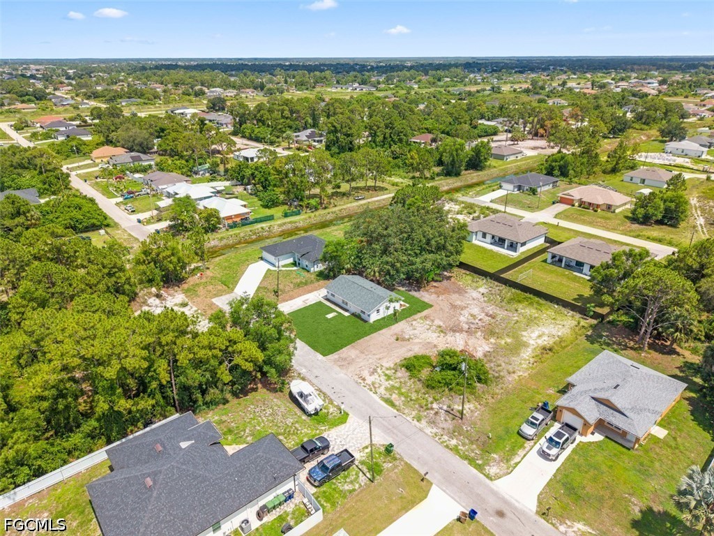 3 Bed SingleFamilyResidence for Sale in Lehigh Acres, FL — photo 6