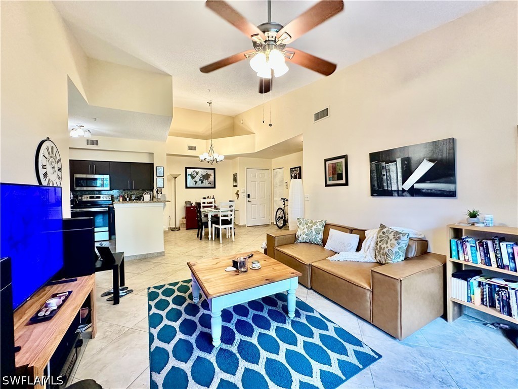 2 Bed Waterfront Home for Sale in Naples, FL, $1,950 — photo 6