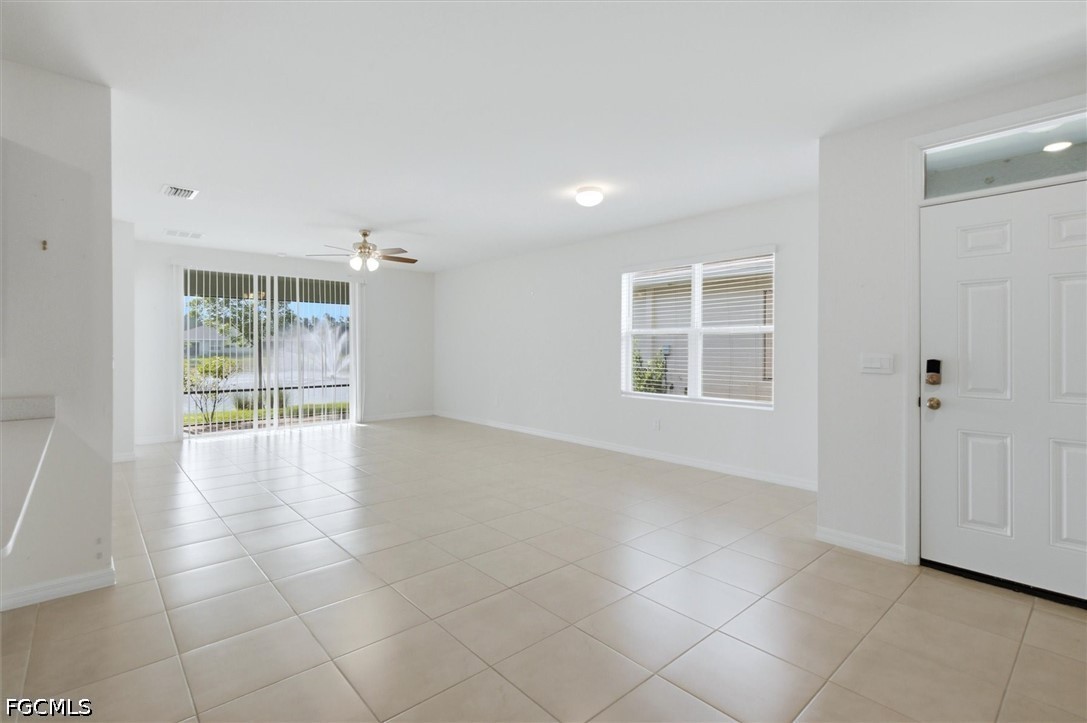 2 Bed Attached for Sale in Magnolia Landing, FL, $295,000 — photo 6