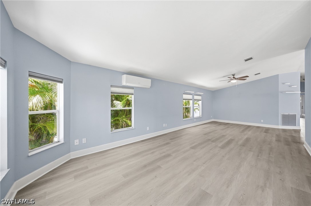 2 Bed ManufacturedHome for Sale in Carousel Cove, FL — photo 6