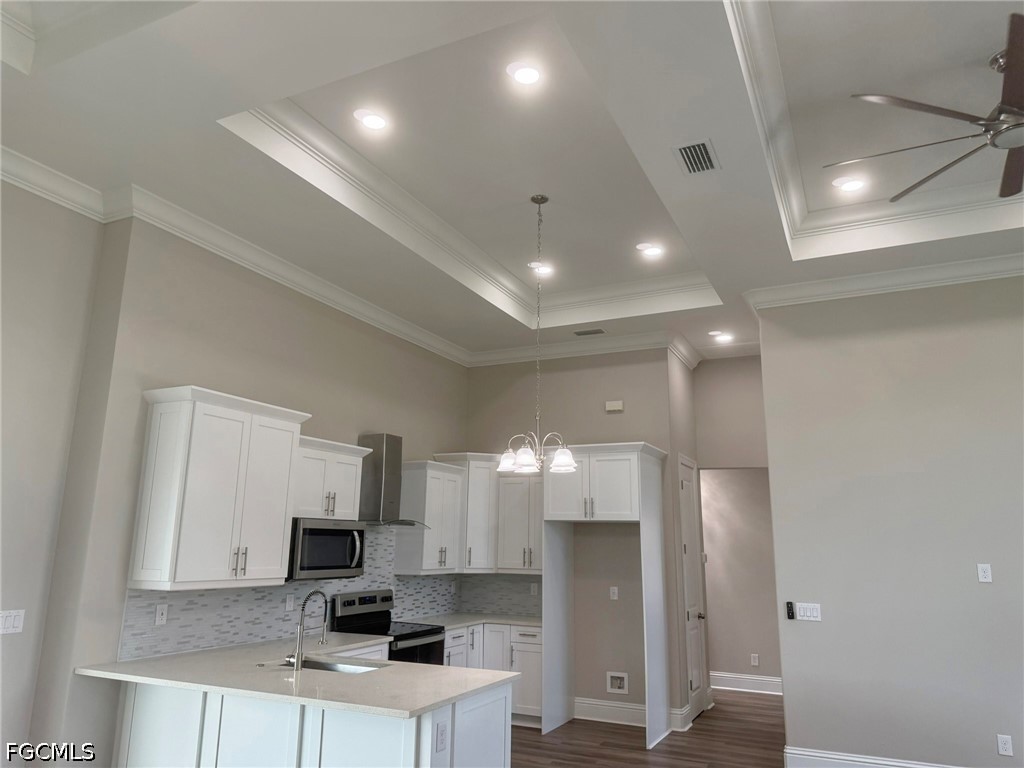 4 Bed Pool Home for Sale in Cape Coral, photo 6