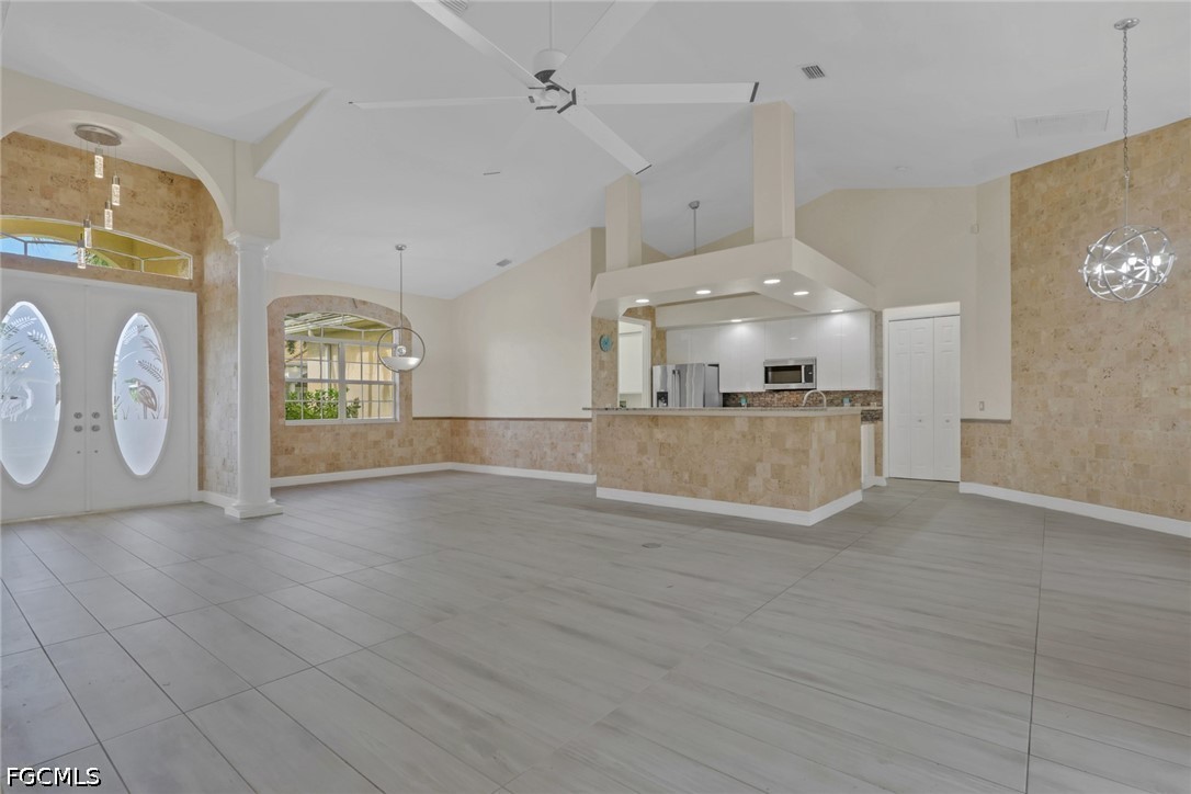 3 Bed Pool Home for Sale in Fort Myers, photo 6