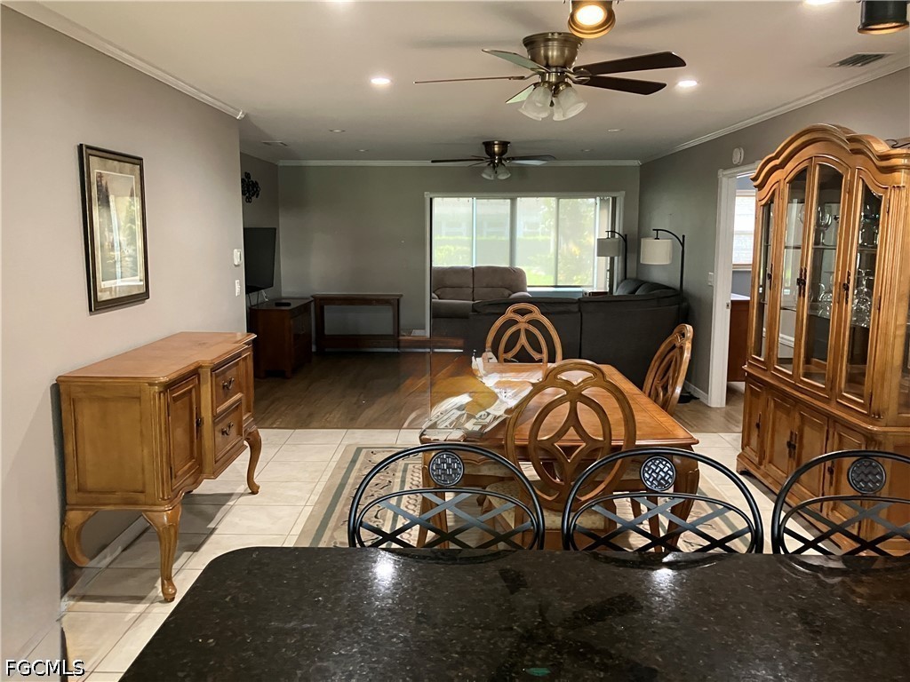 2 Bed Attached for Sale in Myerlee Circle Condo, FL, $1,900 — photo 6