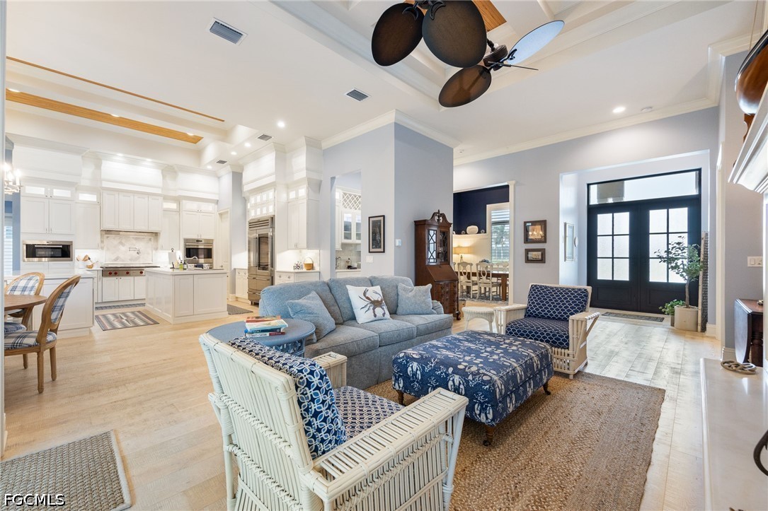 3 Bed Pool Home for Sale in Old Fort Denaud, photo 6