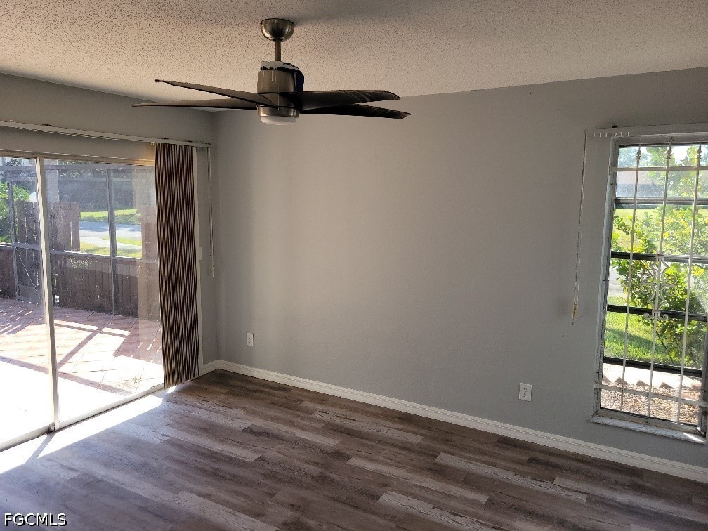 2 Bed Attached for Sale in Foxmoor Lakes, FL, $94,500 — photo 6
