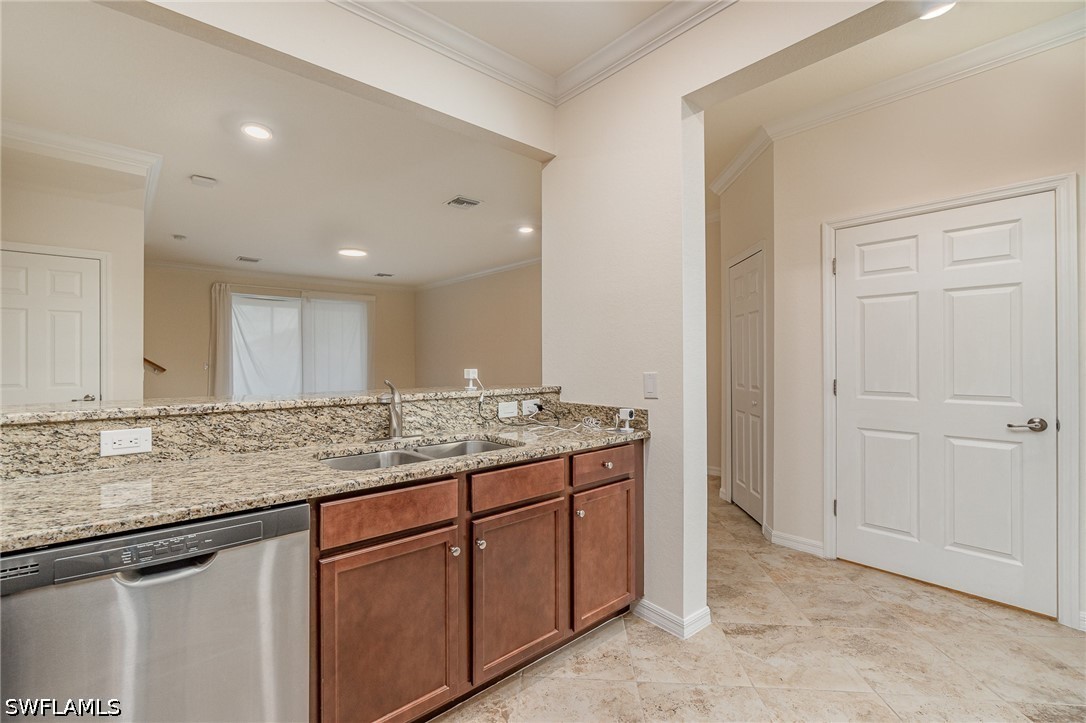 3 Bed Waterfront Home for Sale in Naples, FL, $2,200 — photo 6