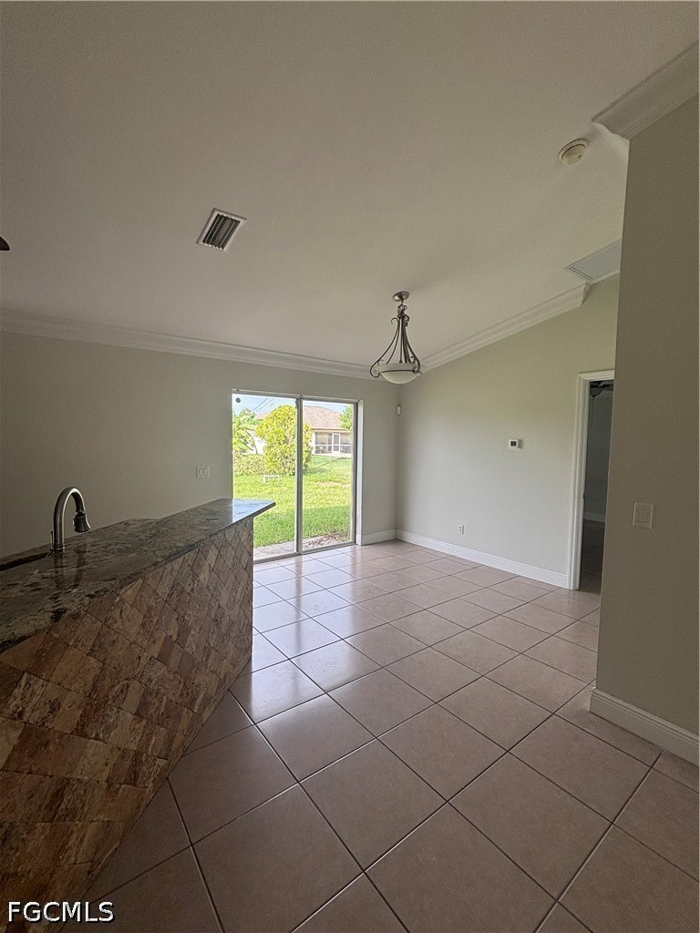 3 Bed SingleFamilyResidence for Sale in Cape Coral, FL — photo 6