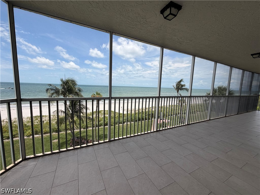 2 Bed Waterfront Home for Sale in Naples, FL, $13,500 — photo 6