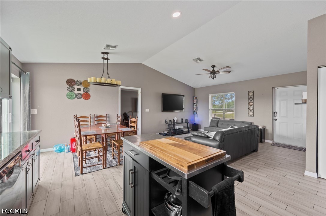 2 Bed SingleFamilyResidence for Sale in Port Labelle, FL — photo 6